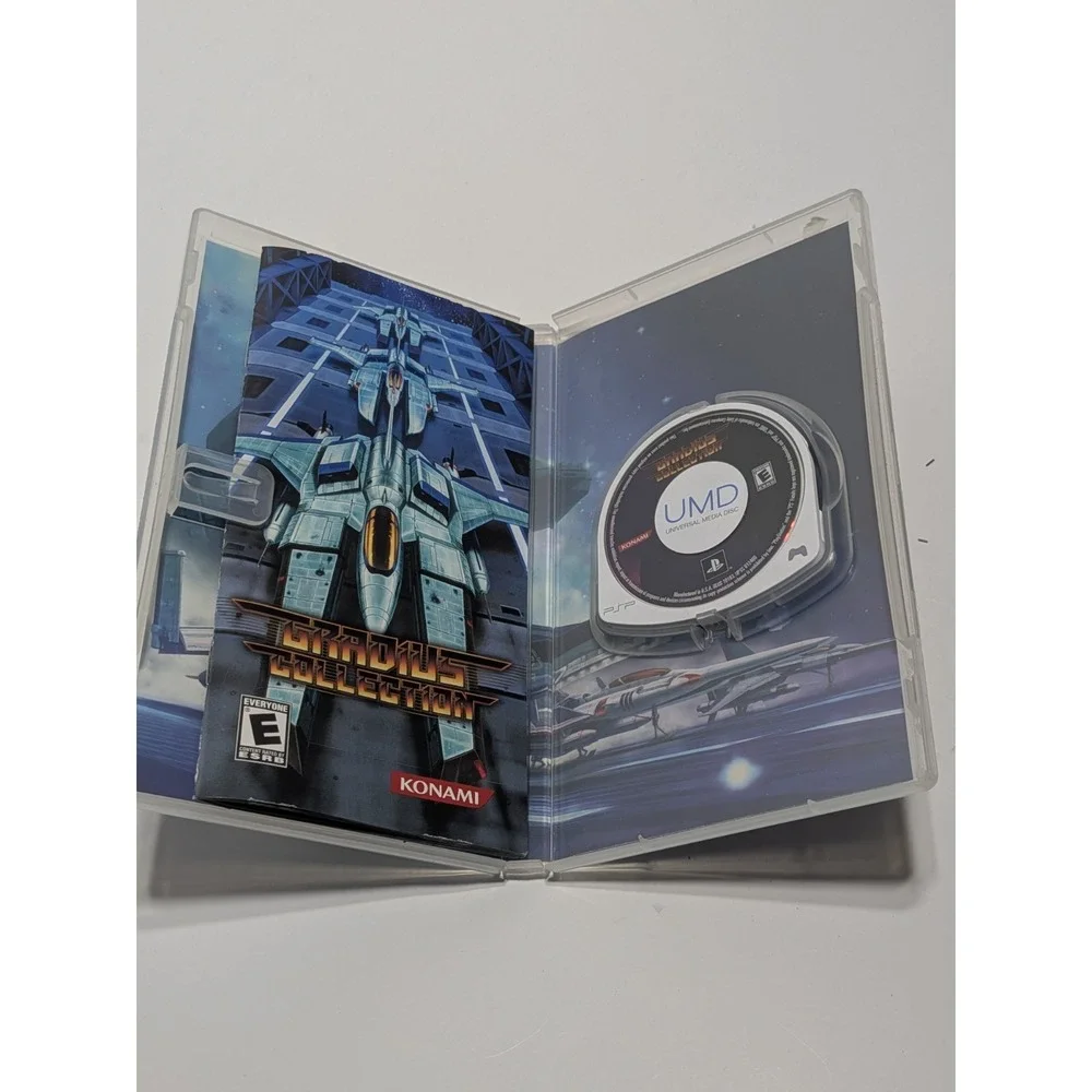 Sony PSP - Gradius Collection - Konami - Complete In Box (CIB)